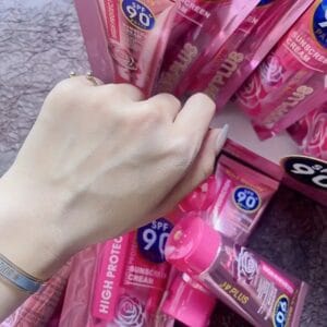 Blend to screen perfectly